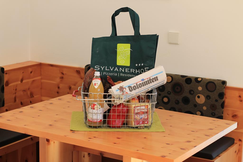 Residence Bar Pizzeria Sylvanerhof Natz-Schabs 객실 사진